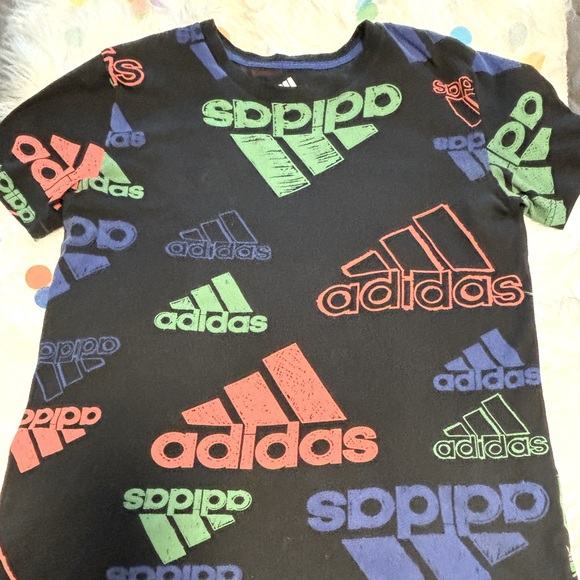 Adidas boys large size 14-16. Short sleeve printed tee multicolor - Picture 1 of 2